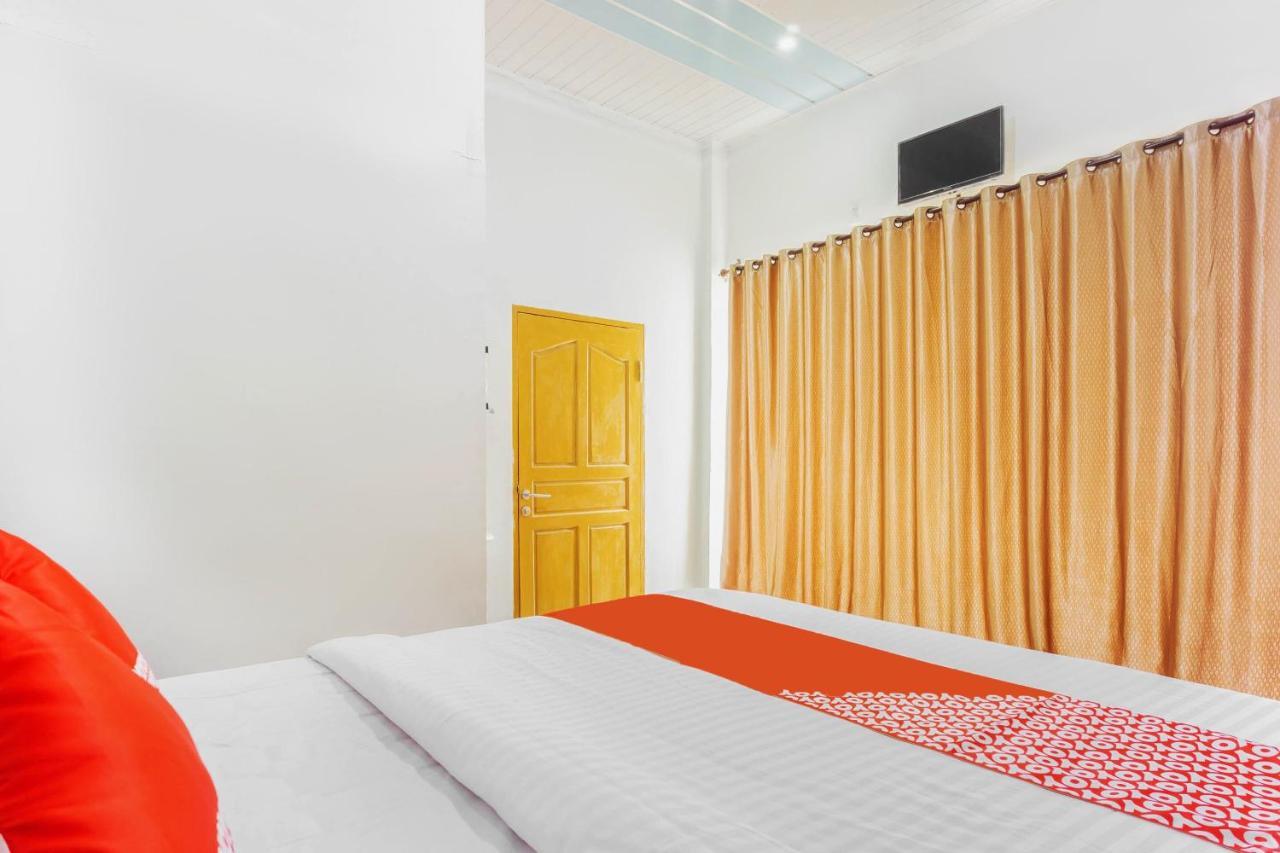 Oyo 2598 Hotel Chocolate Langsa Buitenkant foto